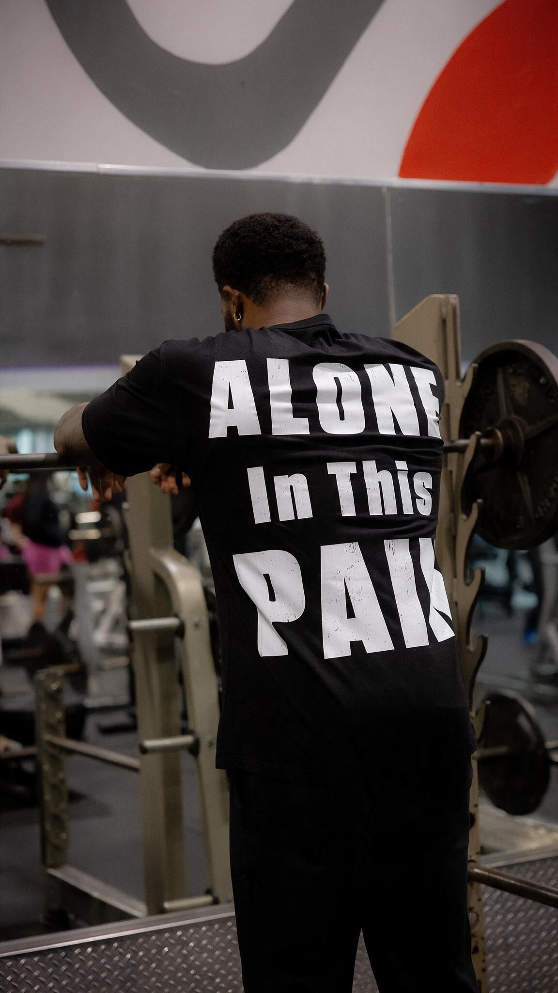 ALONE IN THIS PAIN OVERSIZED TEE