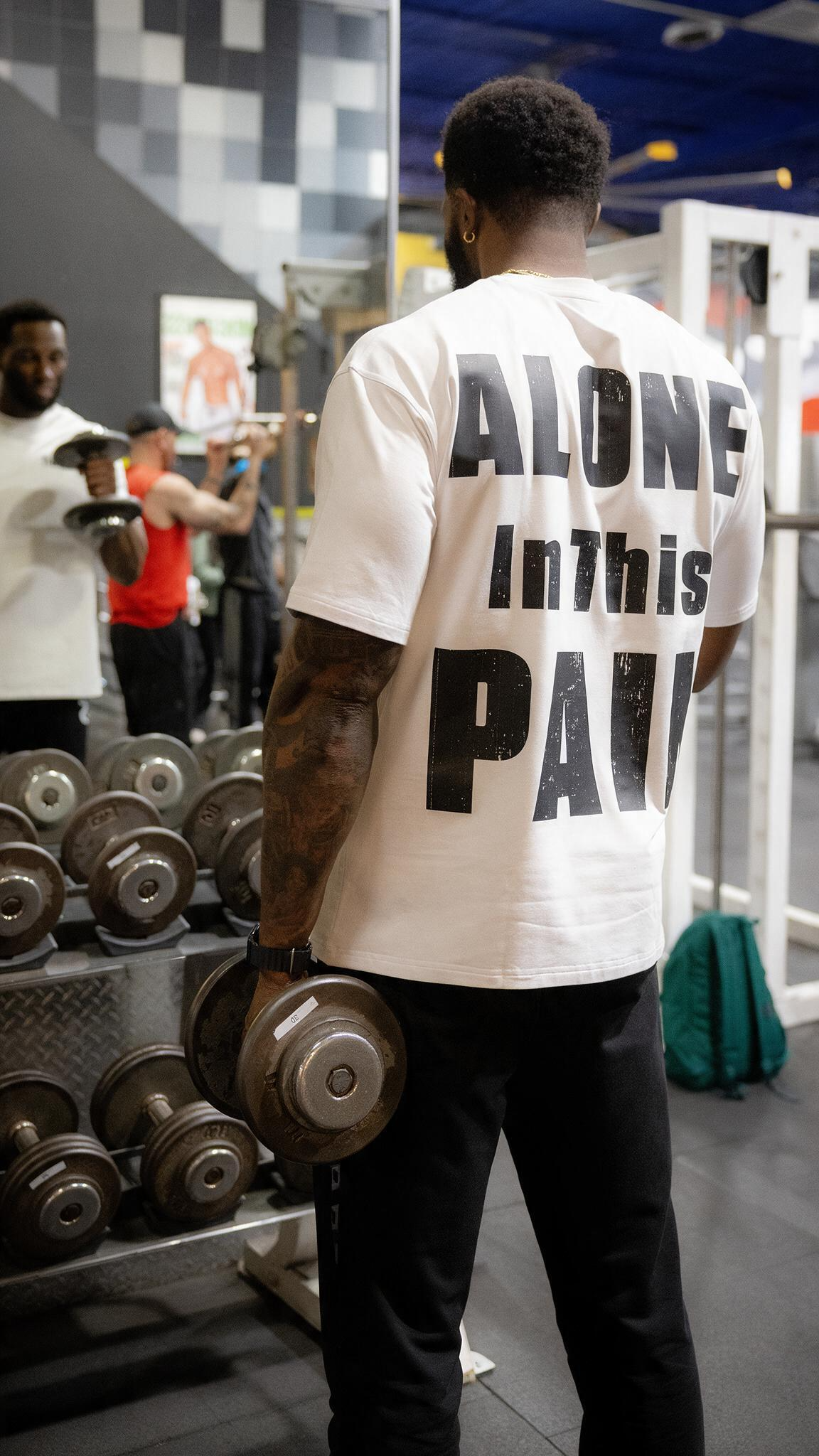 ALONE IN THIS PAIN OVERSIZED TEE